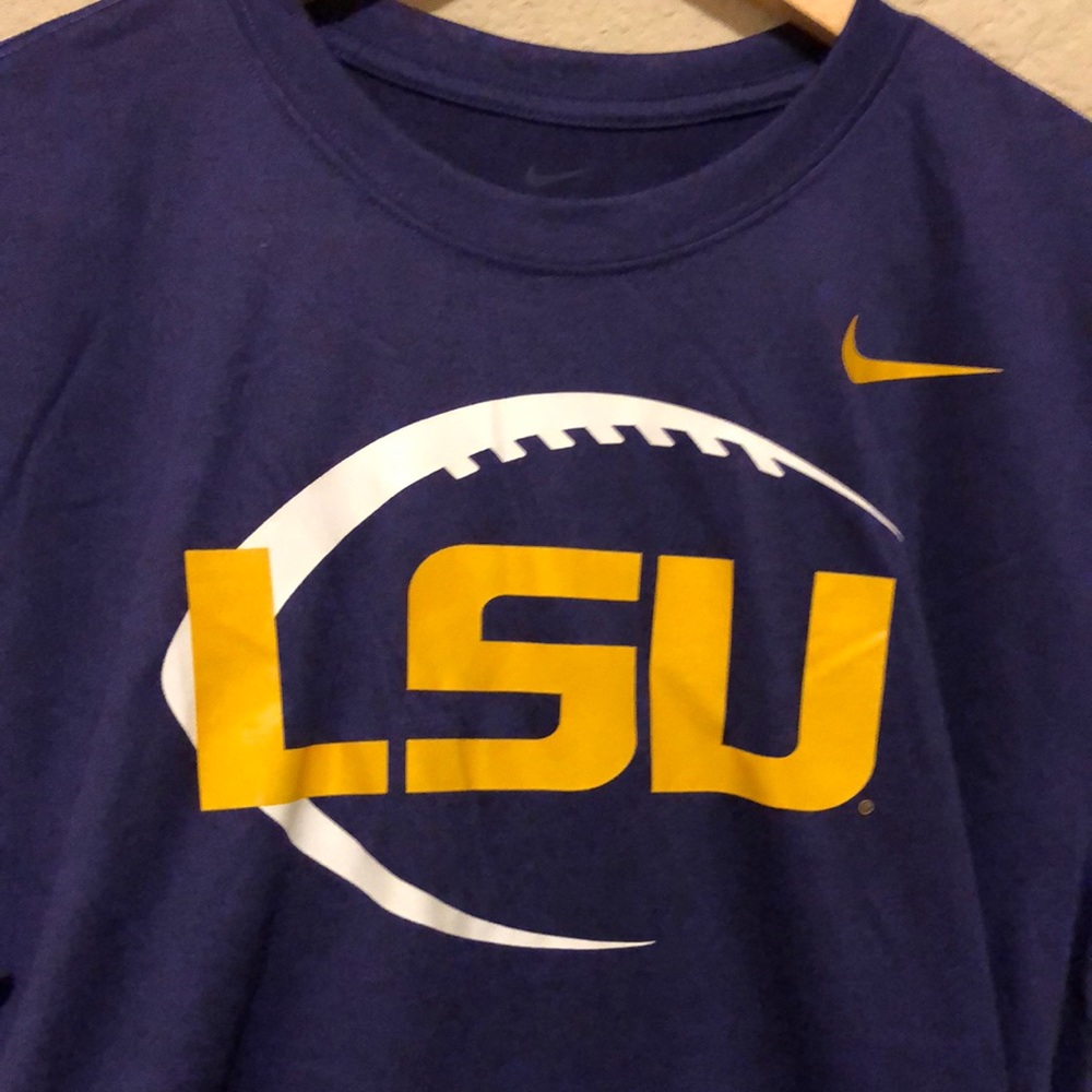LSU Men’s Nike Dri Fit Tee Size Medium NWT